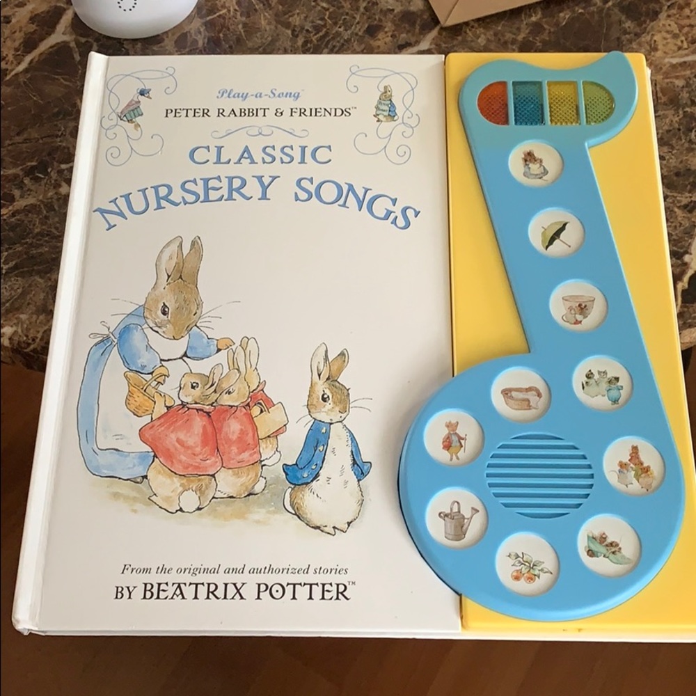 Song and play baby classic nursery song book!